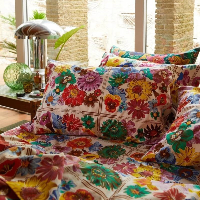 Ines Cotton Standard Pillowcase Pair in Porcelain