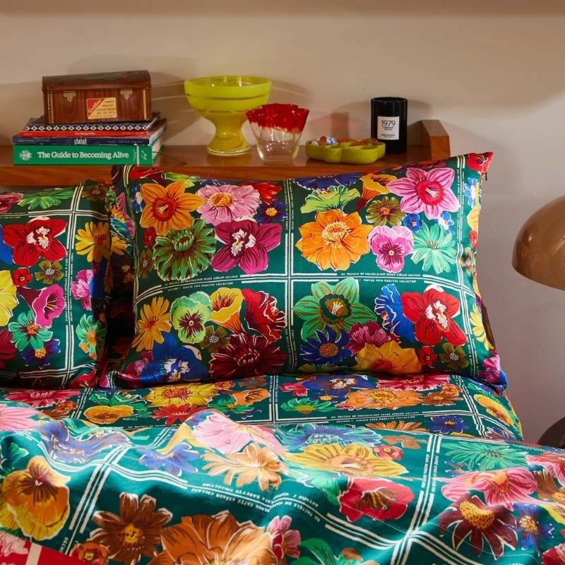 Ines Cotton Standard Pillowcase Pair in verdant