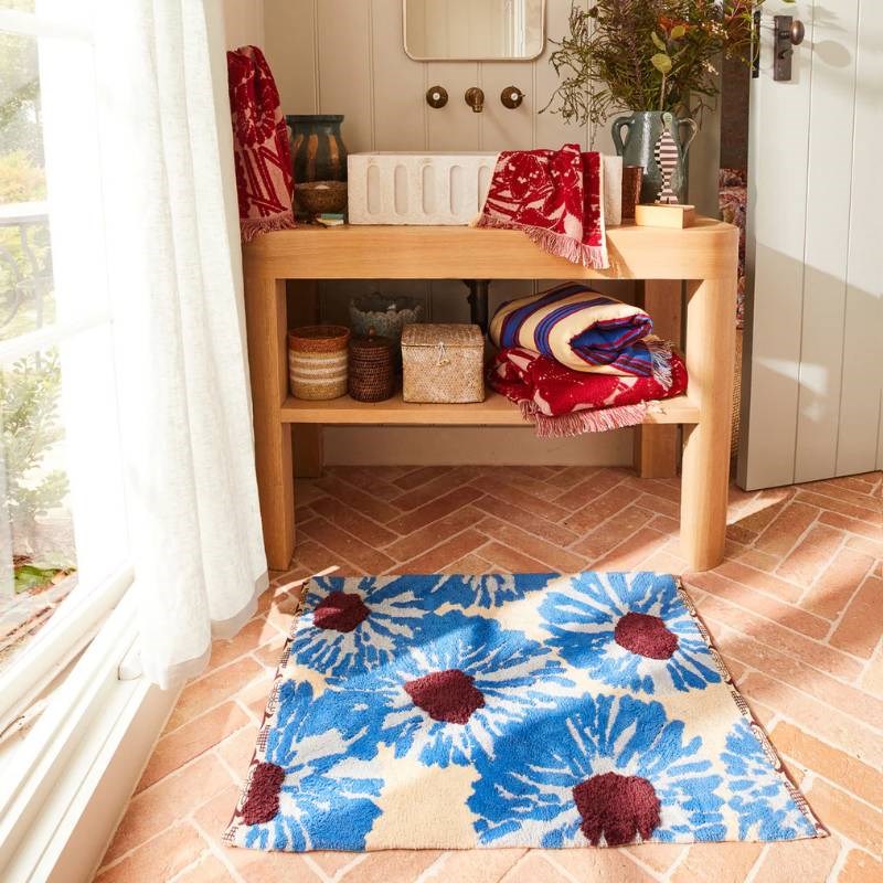 Isabella Bath Mat in azure