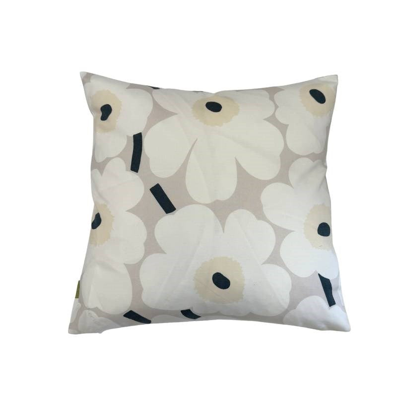 Pieni Unikko Cushion Cover 50cm in beige, natural white, dark green