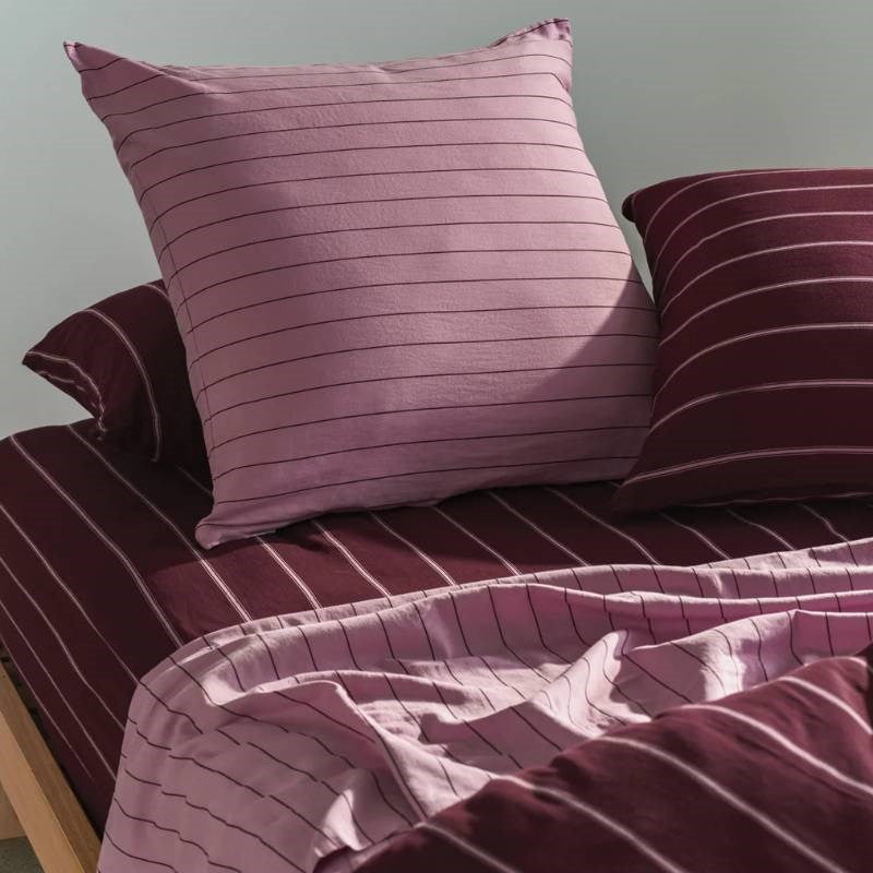 Striped Fitted Sheet in mulberry