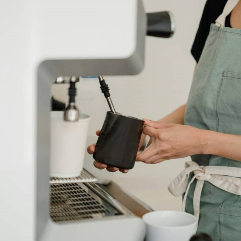 Milk Frothing Jug 350ml in black