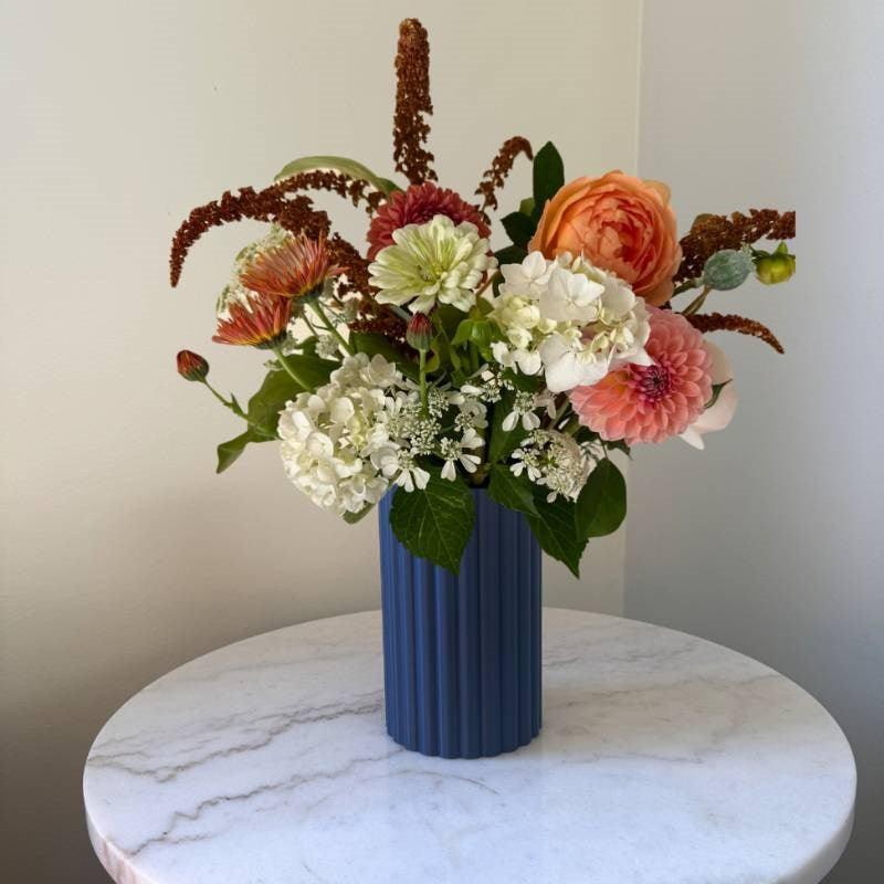 Frankie Vase in navy
