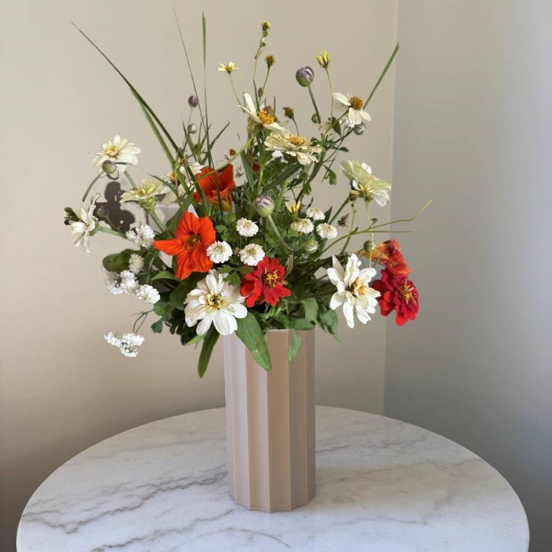 Millie Vase in creamy nude
