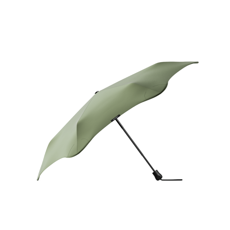 Blunt Neo Umbrella in sage green