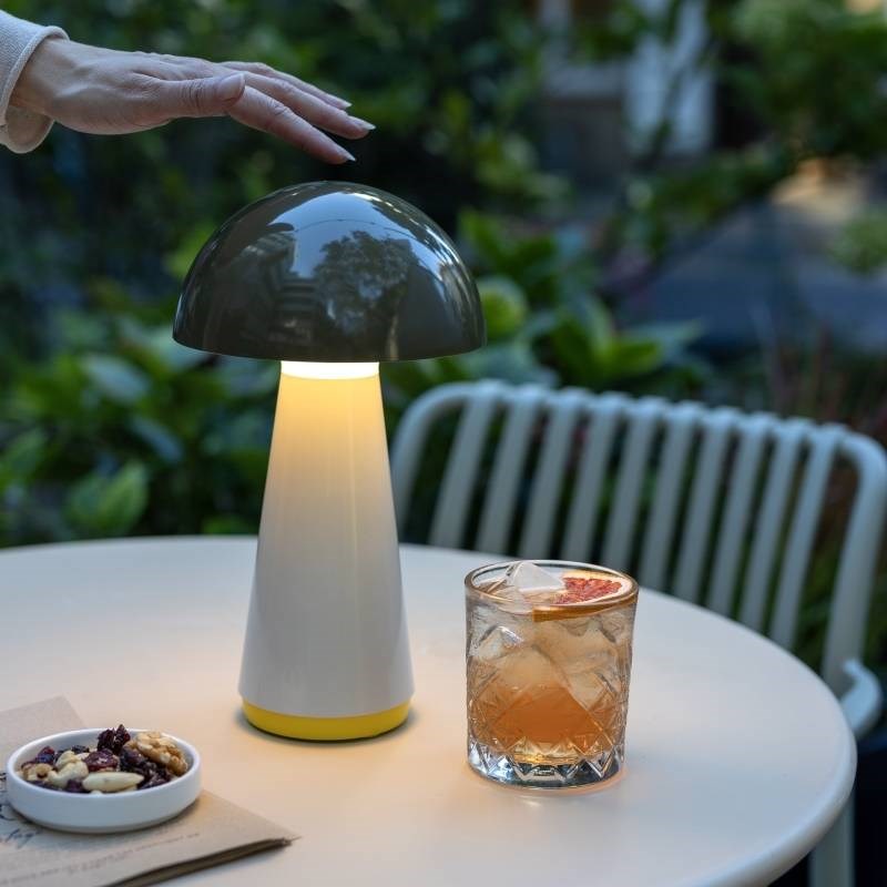 Bob Table Lamp in olive
