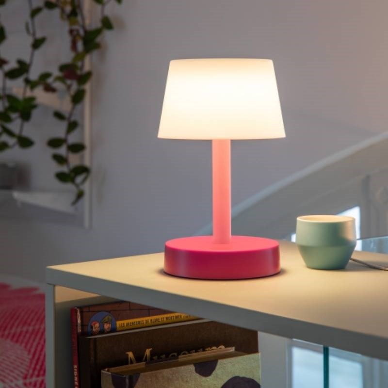 Fritz Table Lamp in coral