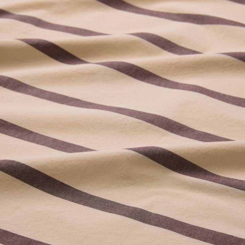 Quilt Cover in raisin