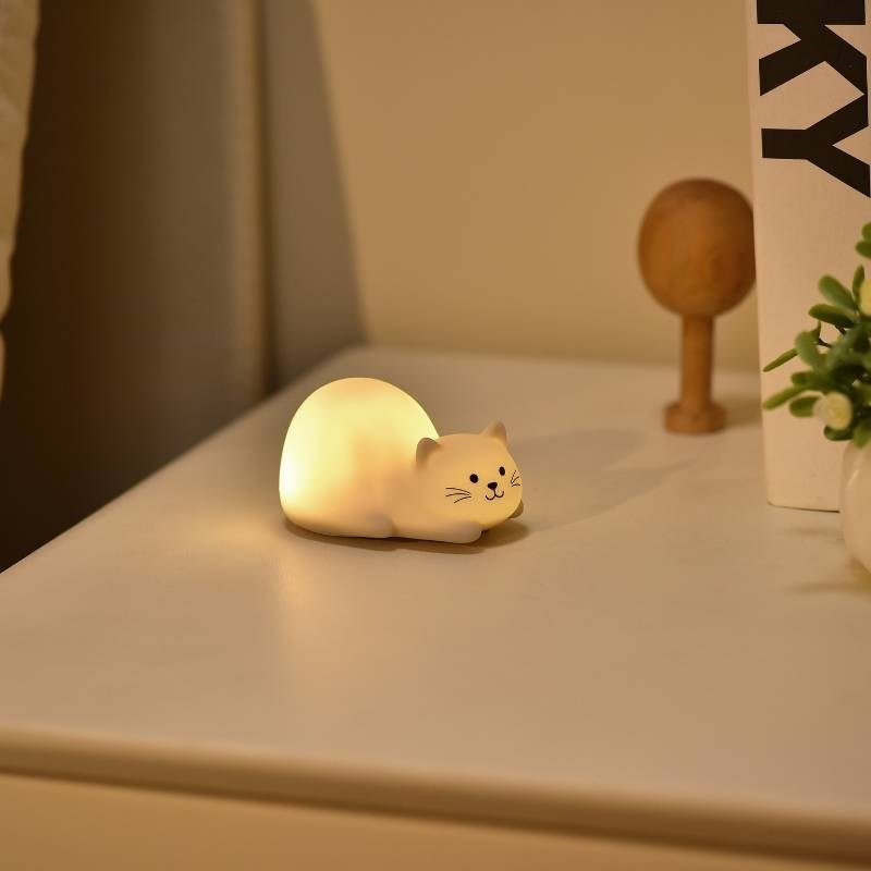 Tiny Nightlight, Cat