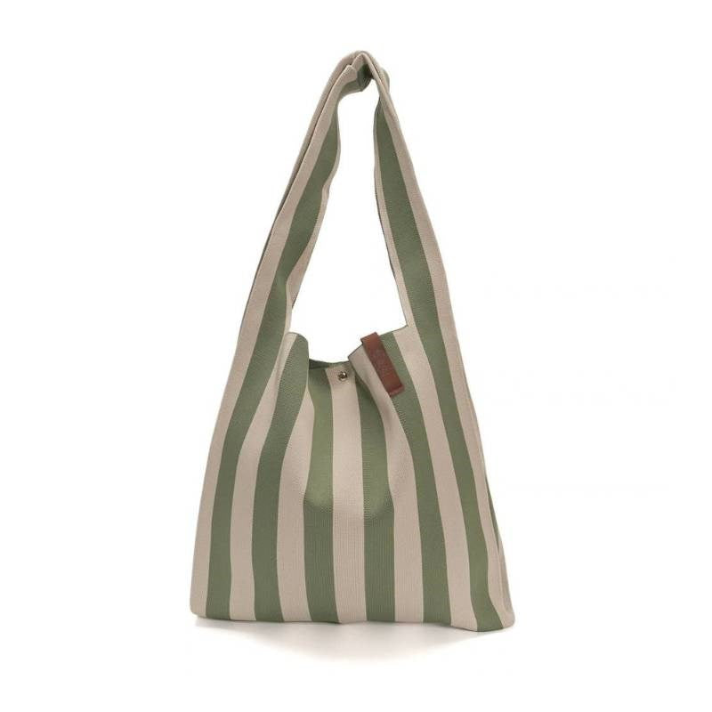 Shopper Lois 68