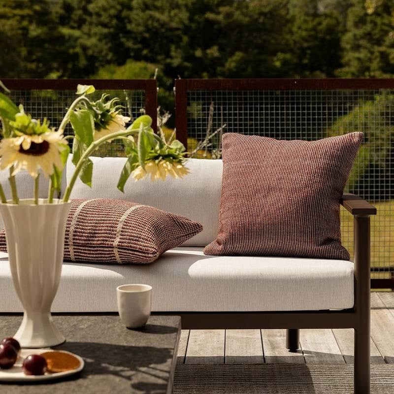 Dune Cushion Cover 50x50cm in claret