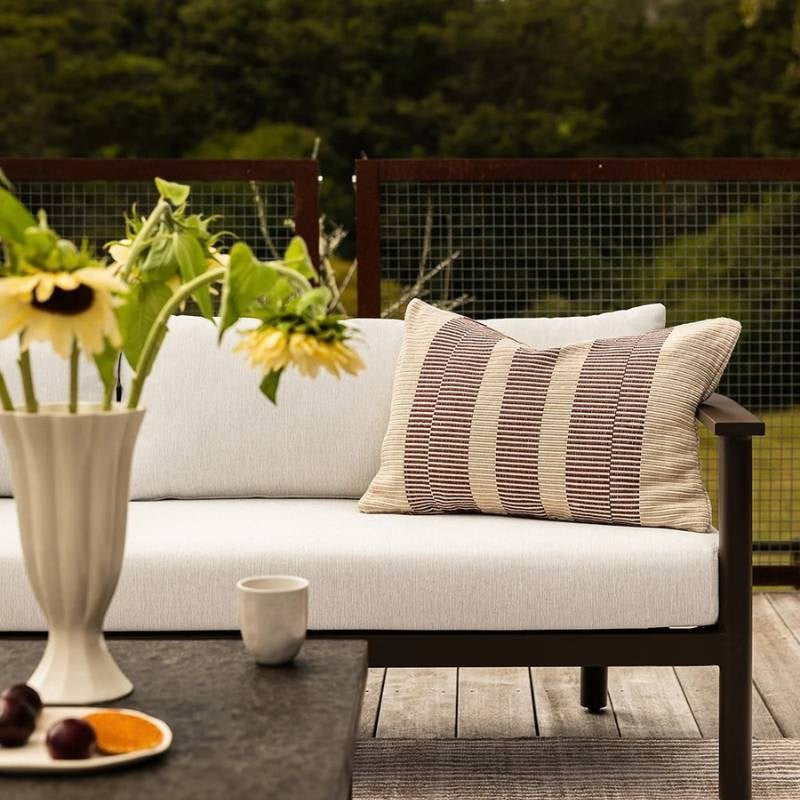 Solar Cushion Cover 40x60cm in claret