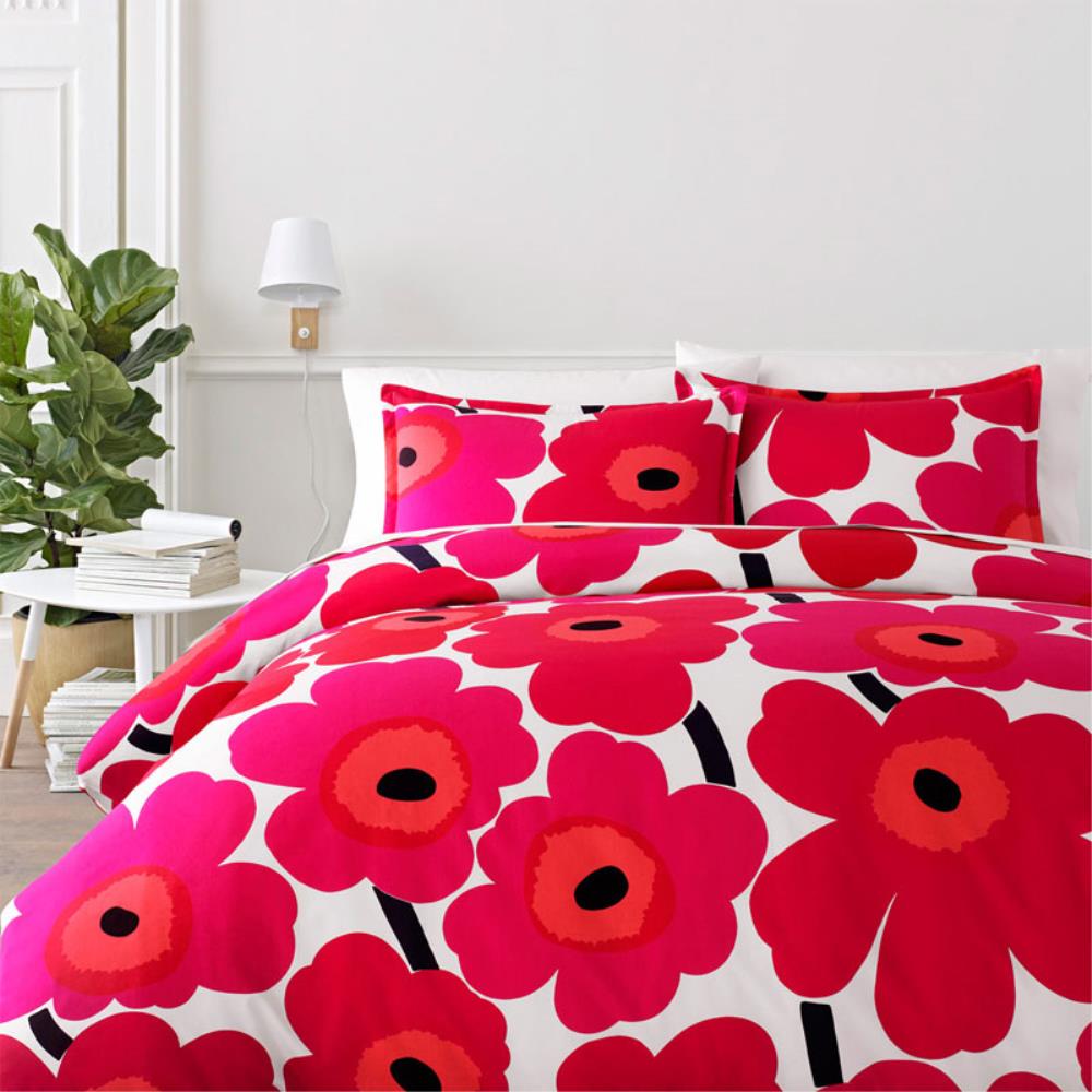 Unikko Duvet Cover in white, red