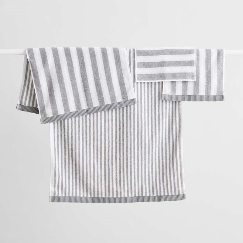 Kaksi Raitaa Guest Towel 30x50cm in white, grey