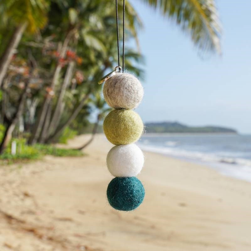 Serene Smelly Balls Air Freshener in coastal drift