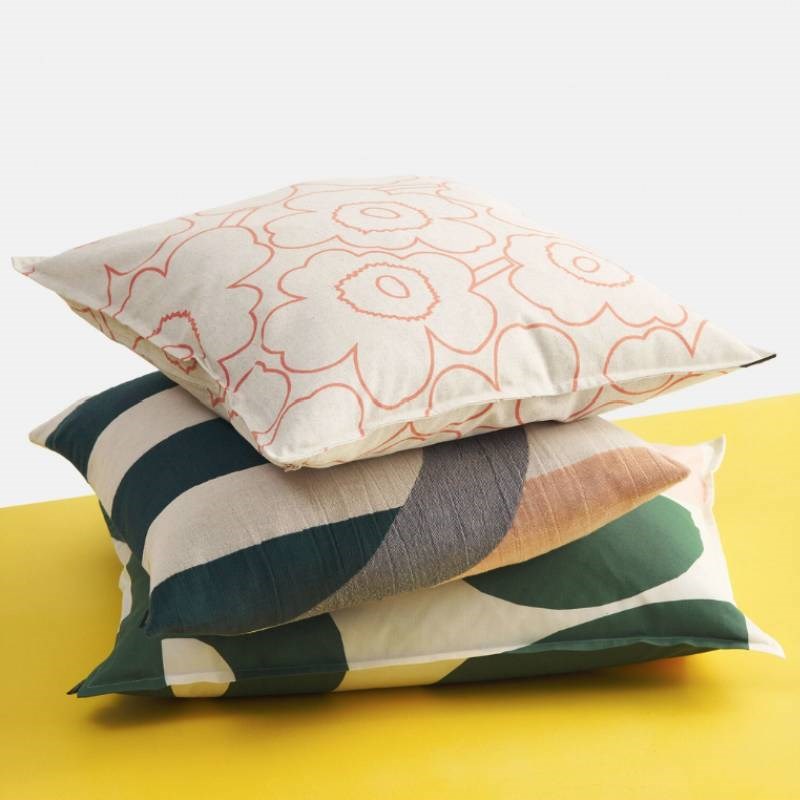 Pieni Piirto Unikko Cushion Cover 50cm in linen, terracotta
