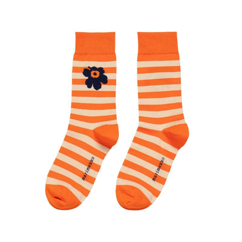 Kasvaa Tasaraita Unikko Socks in orange
