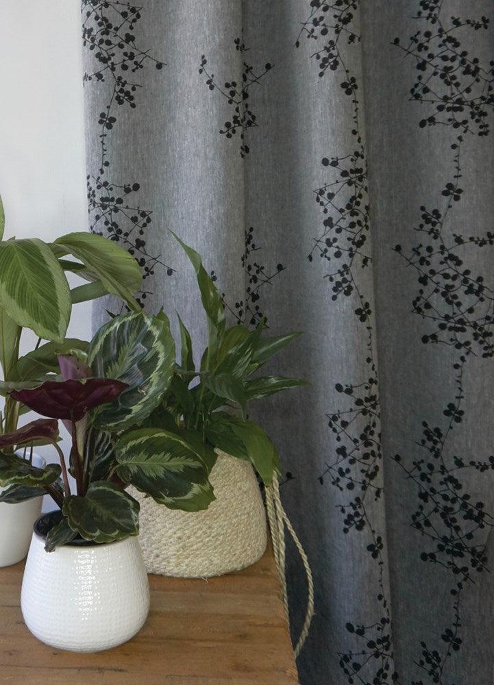 Beach Penny Linen in Flint Black - Bolt of Cloth - Hemptech